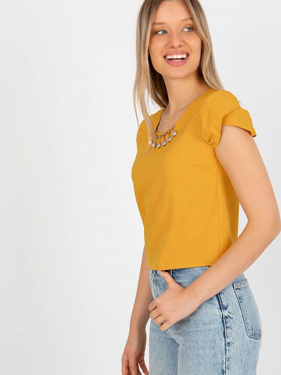  Blouse model 182275 Lakerta 