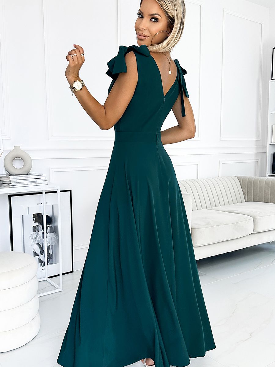  Long dress model 182530 Numoco 