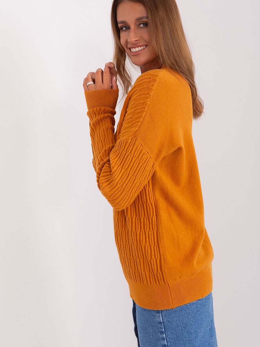  Jumper model 185724 AT 