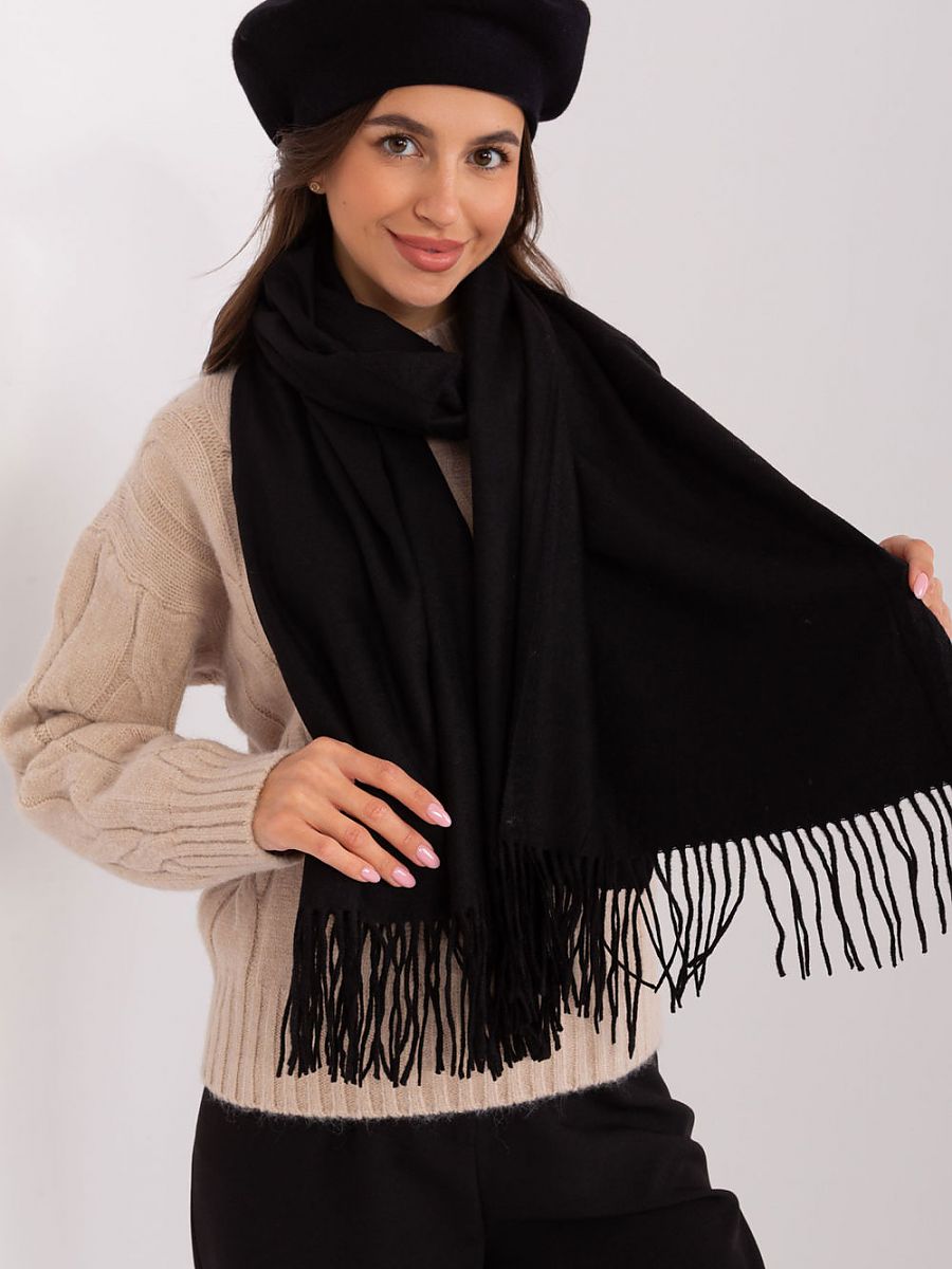  Shawl model 185891 AT 