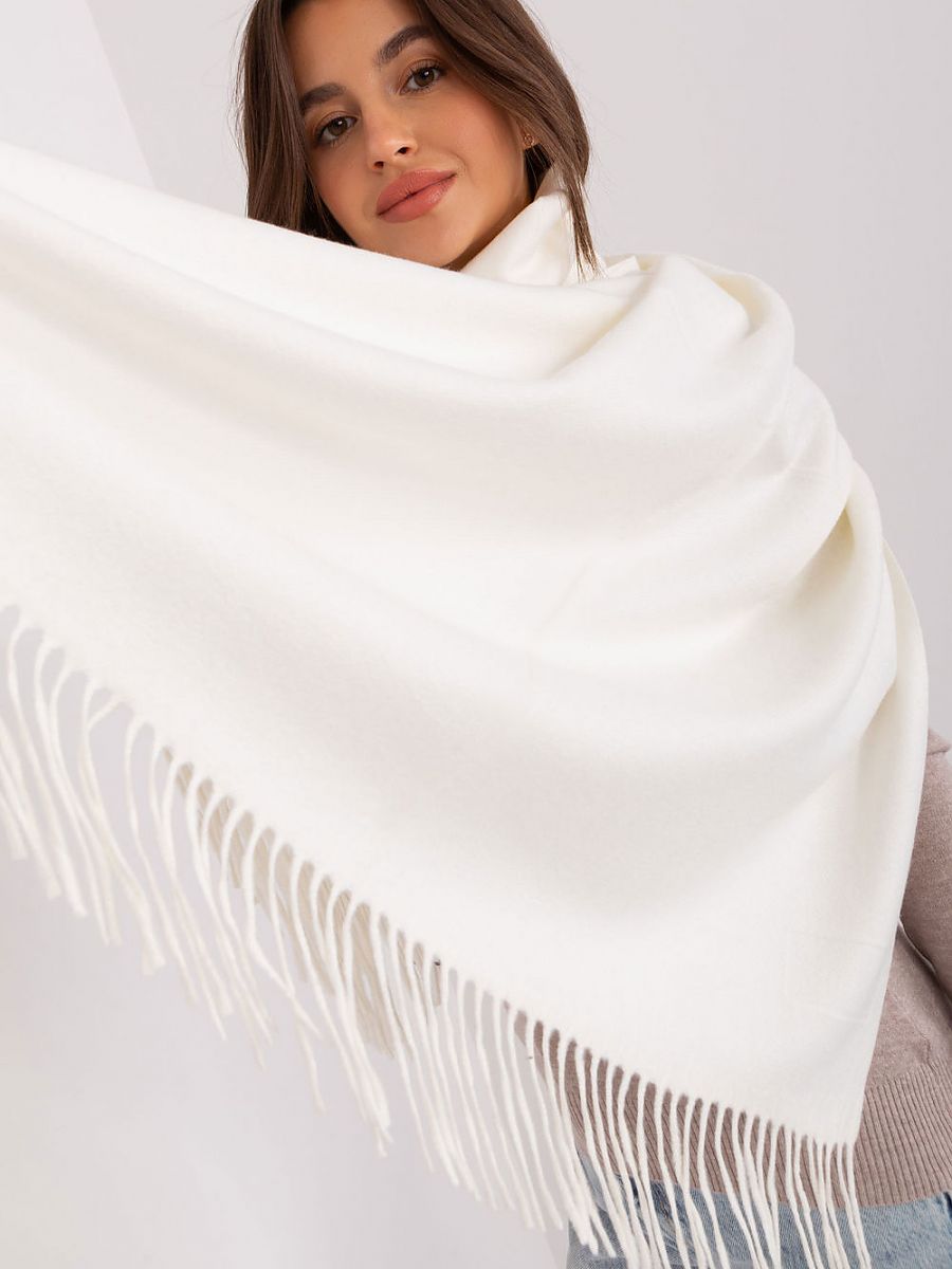  Shawl model 185893 AT 