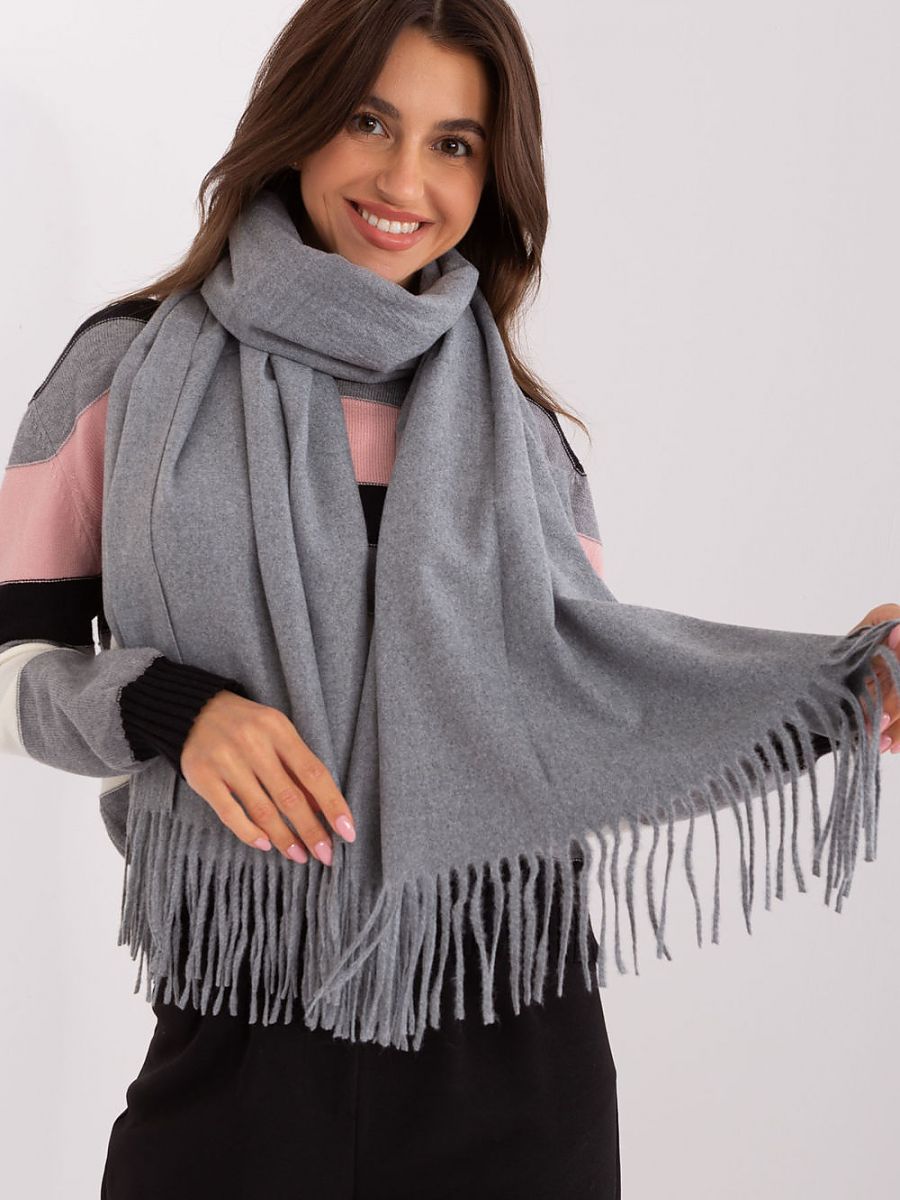  Shawl model 185894 AT 