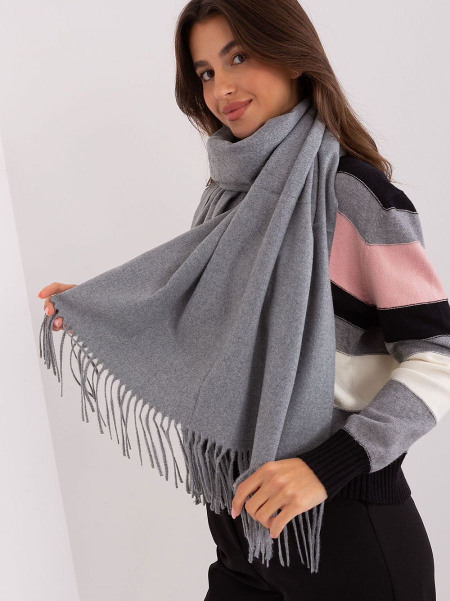  Shawl model 185894 AT 