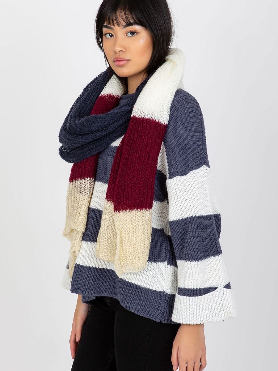  Shawl model 185900 AT 