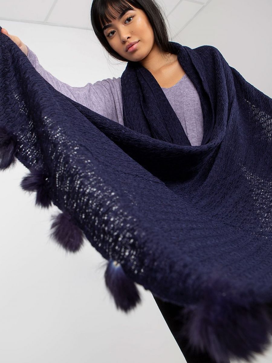  Shawl model 185905 AT 
