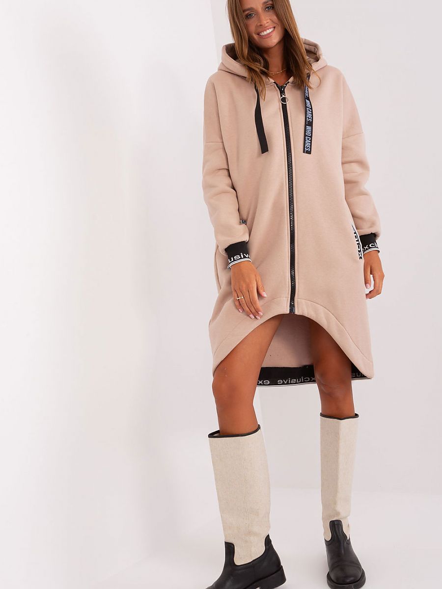  Sweatshirt model 185933 Relevance 