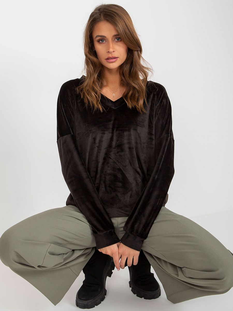  Sweatshirt model 185955 Relevance 