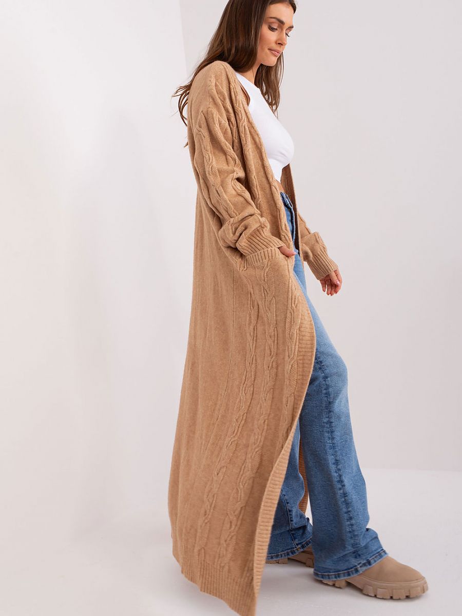  Cardigan model 185968 AT 