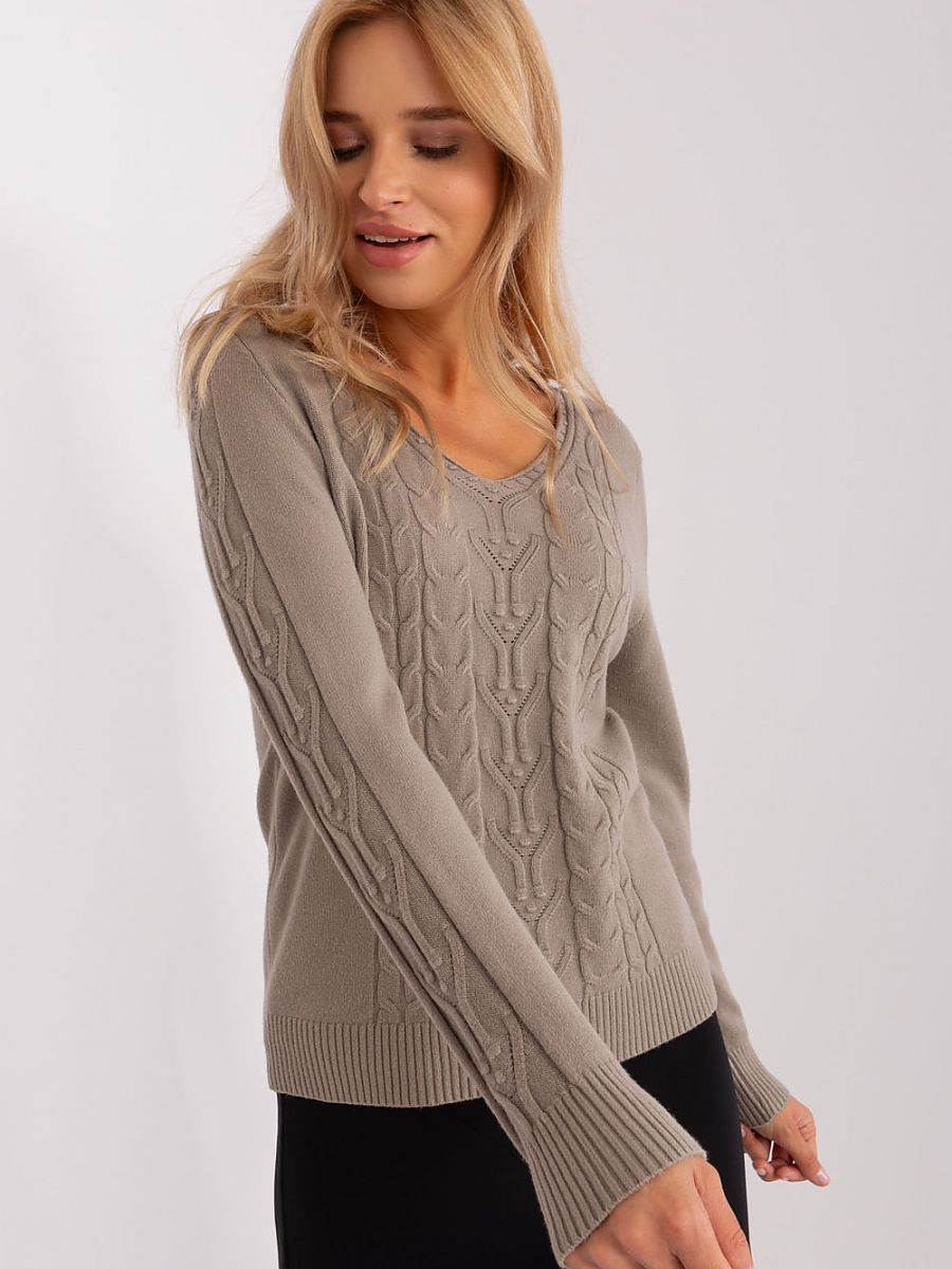  Jumper model 186576 AT 