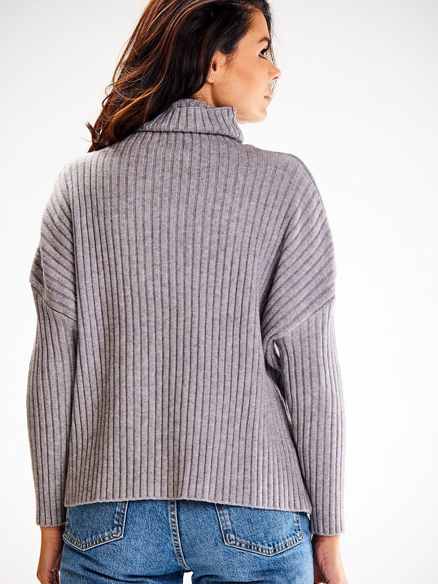  Turtleneck model 187122 awama 