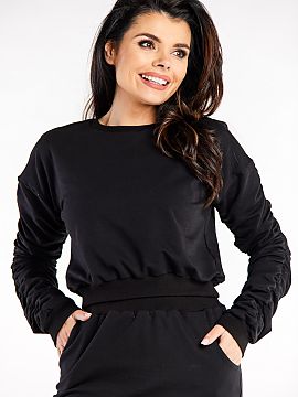Sweatshirt Infinite You  Short women\'s blouse with long sleeves and a round neckline. Sleeves with decorative creases.
