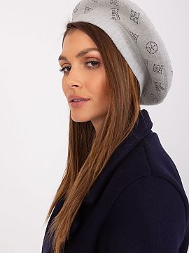 Beret AT