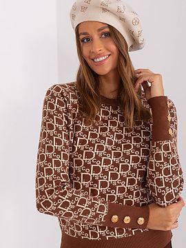 Beret AT  Knitted beret with interesting rhinestone application.