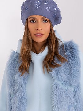 Beret AT  Knitted beret with interesting rhinestone application.
