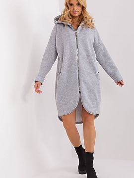 Sweatshirt Relevance  This extended sweatshirt is the perfect combination of sporty style and maximum comfort. The sweatshirt with an elongated cut emphasizes the