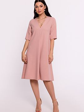 Daydress BeWear  The fabric dress is an exceptional example of Polish design, combining simplicity of form, functionality and elegance. This model, maintaine