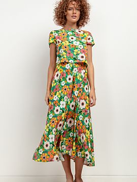 Skirt Tessita  The T407 patterned viscose skirt is the perfect choice for summer. Made of lightweight fabric, it provides unparalleled comfort and breathab
