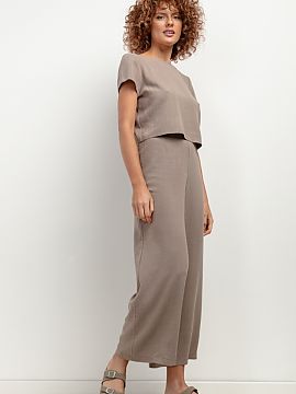 Women trousers Tessita  Looking for the perfect pants for summer styling? Here\'s a great option, elegant pants with linen T406. The 7/8 length makes them an excell