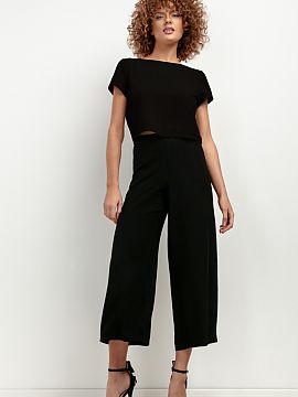 Women trousers Tessita  Looking for the perfect pants for summer styling? Here\'s a great option, elegant pants with linen T406. The 7/8 length makes them an excell