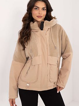 Jacket MBM  Women\'s transitional quilted jacket, perfect for everyday outings in the autumn-winter season, in a casual style. Made of durable polyester