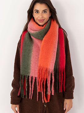 Shawl AT  Stylish scarf made of high quality polyester, 194 cm long, with a smooth colorful pattern that adds elegance and modernity to any outfit. Ma