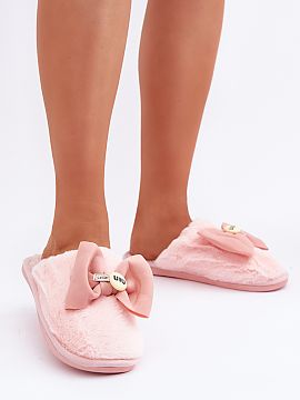 Slippers Step in style  Warm women\'s slippers with soft fur and a cute bow, which will provide comfort and coziness on cold evenings. Perfect for relaxing in front