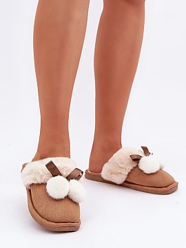 Slippers Step in style  Women\'s slippers with soft fur lining that provide exceptional comfort and warmth during cold days. This model is not only practical, but a