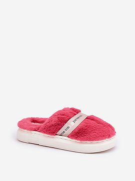 Slippers Step in style