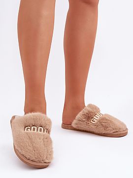 Slippers Step in style  Women\'s slippers made of soft fur that provides exceptional comfort and warmth. The model is decorated with a stylish inscription that adds