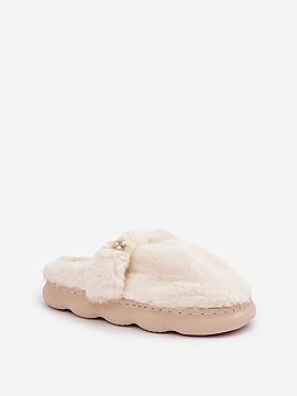 Slippers Step in style