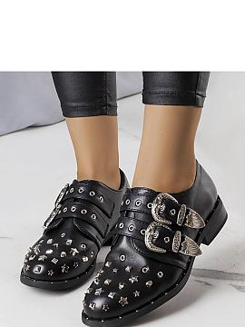 Half shoes Solea  Black Boisi shoes are a perfect choice for people who appreciate original design and high quality workmanship. Made of high quality syntheti