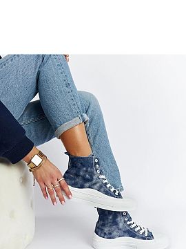 Sneakers Solea  Navy blue platform sneakers Vicente are the perfect choice for the upcoming summer. Made of high-quality fabric, they provide comfort and co