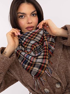 Neckerchief AT  Stylish checked Arab scarf is a perfect addition to everyday and casual stylizations. Made of soft, pleasant to the touch material, it provi