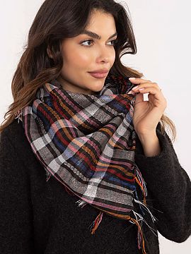 Neckerchief AT  Stylish checkered Arafat scarf is the perfect addition to everyday and casual outfits. Made of soft, pleasant to the touch material, it prov