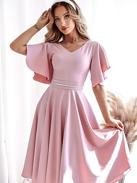 Cocktail dress With You  The elegant dress in a shade of dirty pink is the perfect proposal for special occasions. Made of high-quality material, it fits perfectly o