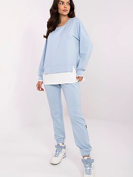 Set Relevance  Women\'s tracksuit set in a casual style, perfect for everyday wear. Made of soft and elastic blend of viscose, polyester and elastane, ensu