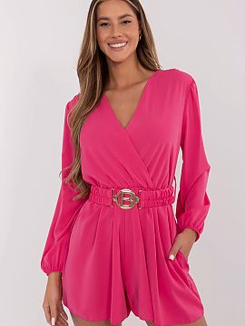 Suit Italy Moda  A short women\'s jumpsuit is a combination of elegance and comfort, ideal for many occasions: from everyday outings, through business meetin
