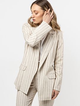 Jacket awama  Linen blazer with delicate stripes This blazer is a combination of classic and casual style. Made from lightweight linen, it offers comfort 