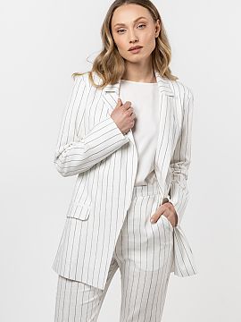 Jacket awama  Linen blazer with delicate stripes This blazer is a combination of classic and casual style. Made from lightweight linen, it offers comfort 