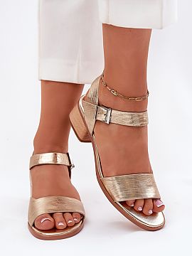 Heel sandals Step in style  Women\'s sandals from the Maciejka brand. Made of high-quality natural leather, they are an excellent choice for elegant summer days. Set on
