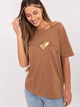 T-shirt Factory Price  Choose comfort and a fashionable look with our women\'s t-shirt perfect for everyday wear. Made of high-quality cotton with a touch of elast