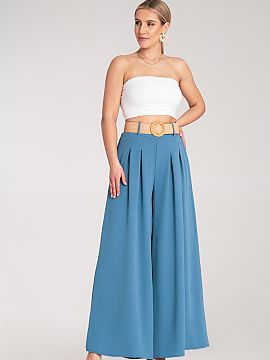 Women's pants Figl  Wide trousers with a high waist and a decorative, woven belt. Light material and loose fit provide comfort, while subtle pleats add elegance