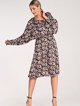 day dress Figl  Midi dress in a floral pattern made of high-quality satin. Kimono style cut. Dress with loose sleeves finished with a cuff. Slight gathering