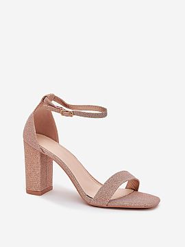 Heel sandals Step in style