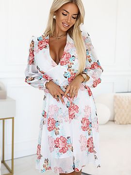 Daydress Numoco  This romantic floral envelope dress is the perfect choice for spring, summer, and special occasions. Made of lightweight, breathable materia