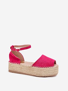 Sandals Step in style