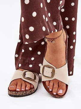 Flip-flops Step in style  Women\'s cork platform sandals made of eco leather are a combination of style and comfort. The profiled eco suede insole ensures comfort thr