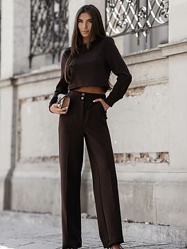 Complete LaBalancia  The CARMEN Brąz set is a unique clothing set that combines elegance and comfort. Made of high-quality material, consisting of 95% viscose a