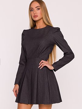 Daydress Moe  A dress made of denim-like fabric is an elegant and modern proposal, perfect for many occasions. The material is slightly stiff, matte, and 