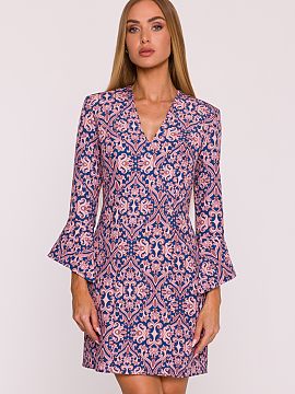 Daydress Moe  The unique dress made of fabric with a colorful plant print is a proposal that combines feminine charm with a hint of retro style. The matte